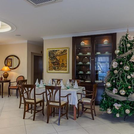 Hotel Maroon Zagreb Bagian luar foto