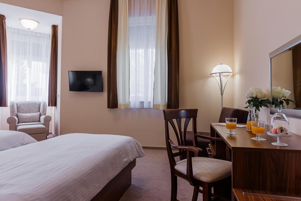 Hotel Maroon Zagreb Bagian luar foto
